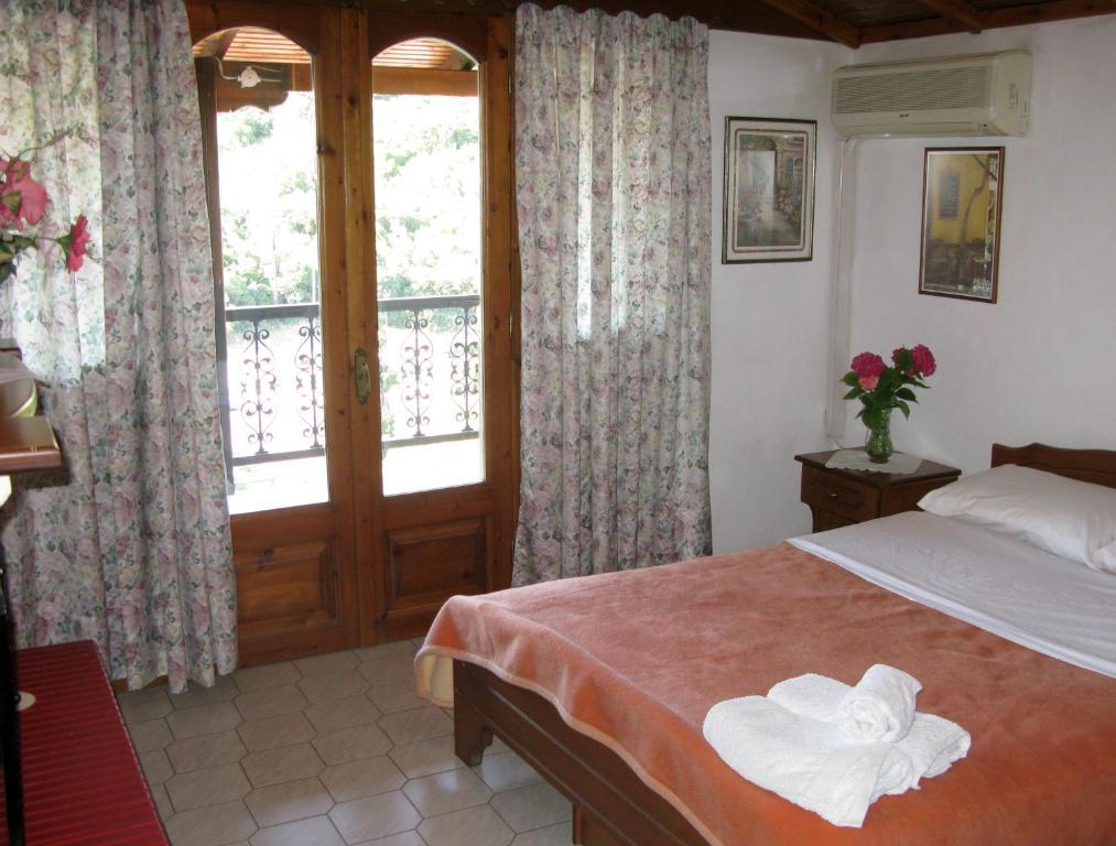 Apartments Erato Neos Panteleimonas Habitación foto